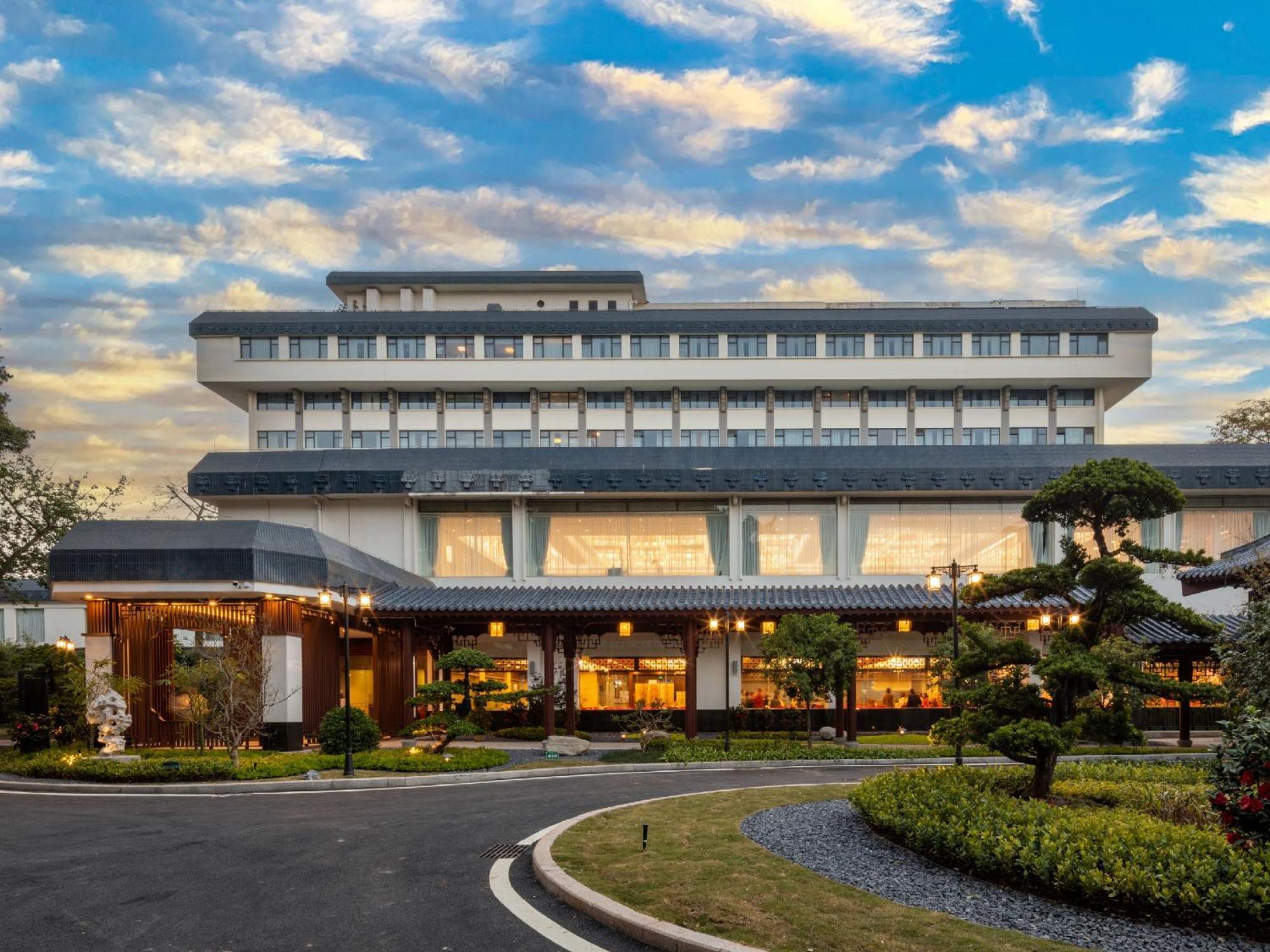 Guangdong Yingbin Hotel-Free Canton Fair Shuttle Bus מראה חיצוני תמונה
